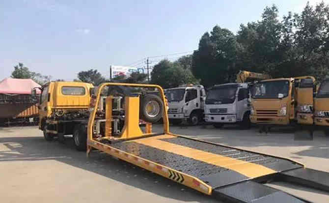 密云区汽车中途维修案例